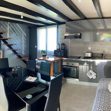 Agreable Chalet Au Milieu Des Sapins La Plaine des Cafres Exterior photo
